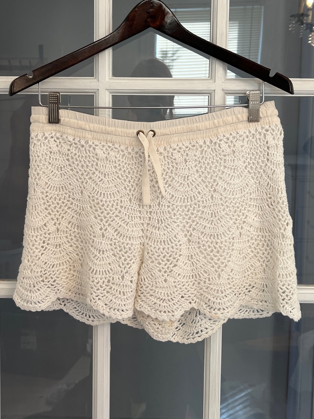 Club Monaco Women’s M Ivory Linen Crochet Shorts Drawstring Scalloped Hem Lined